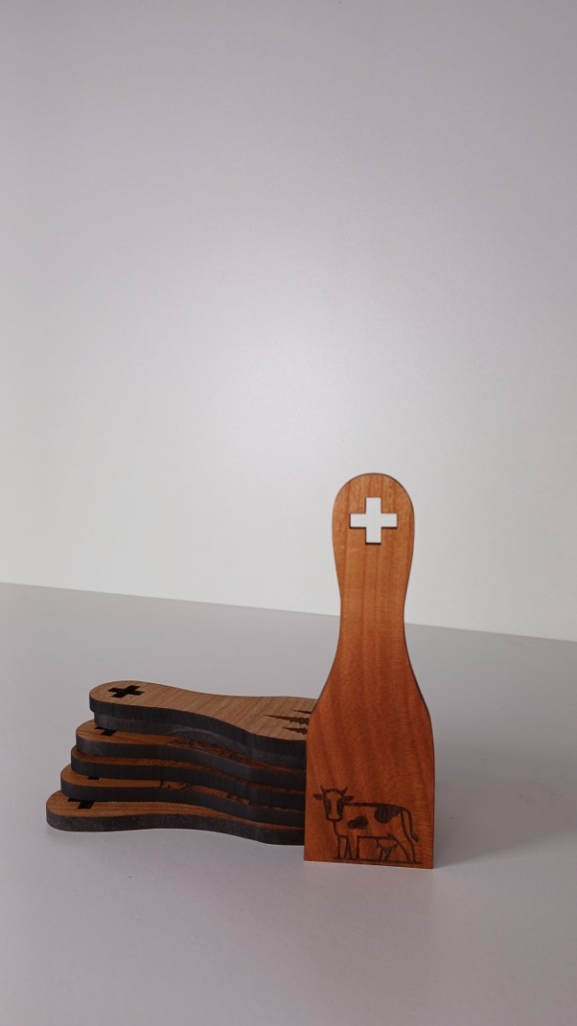 spatule à raclette ( vache )