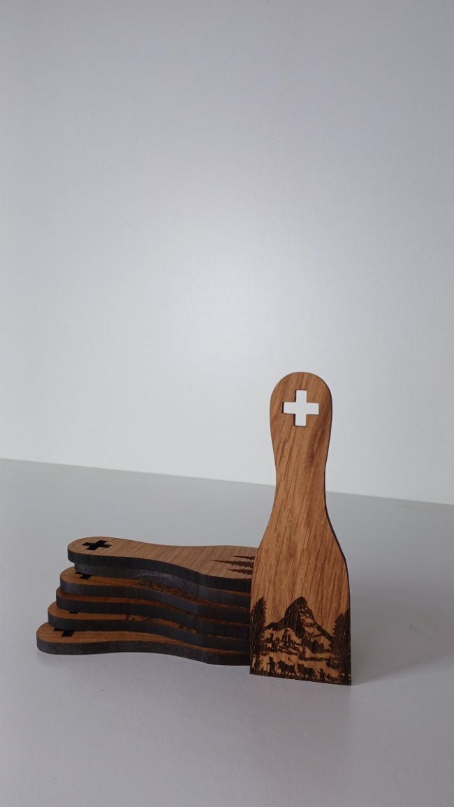 spatule à raclette ( suisse )